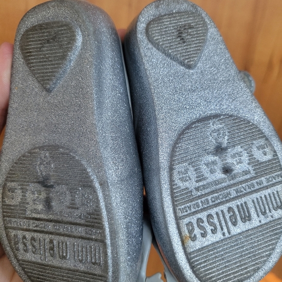 Mini Melissa size 6t - Picture 2 of 2